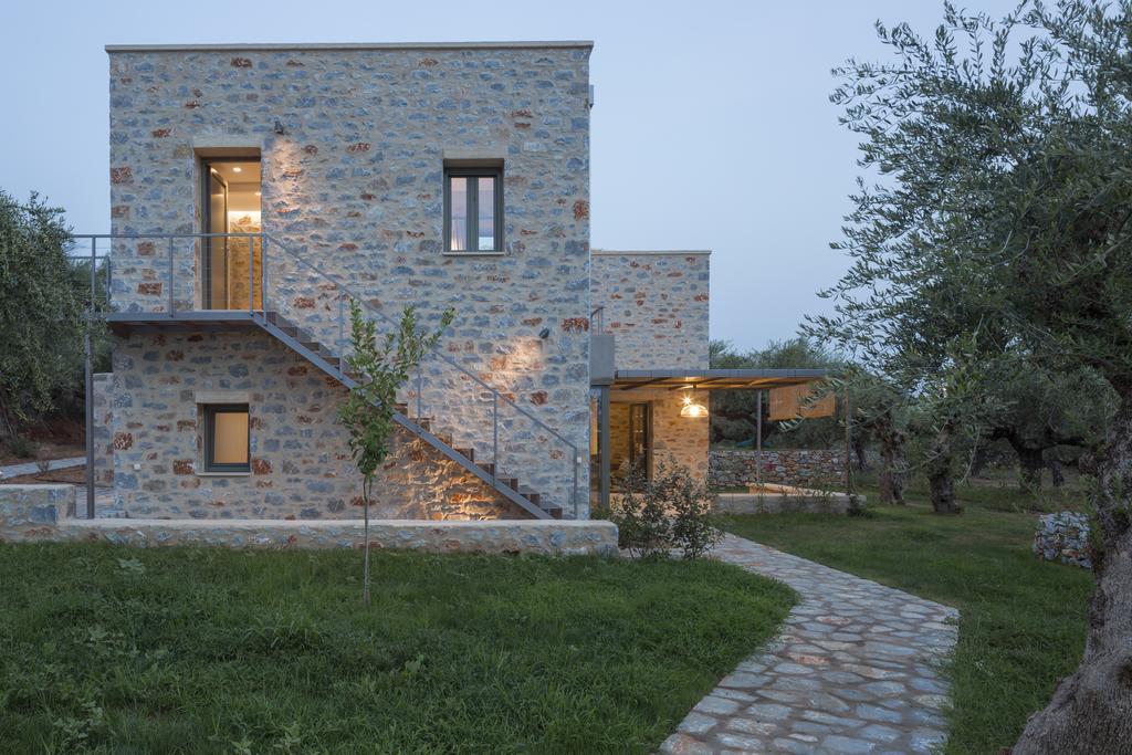 Mythies - Holiday Houses In Mani Lévktron Extérieur photo